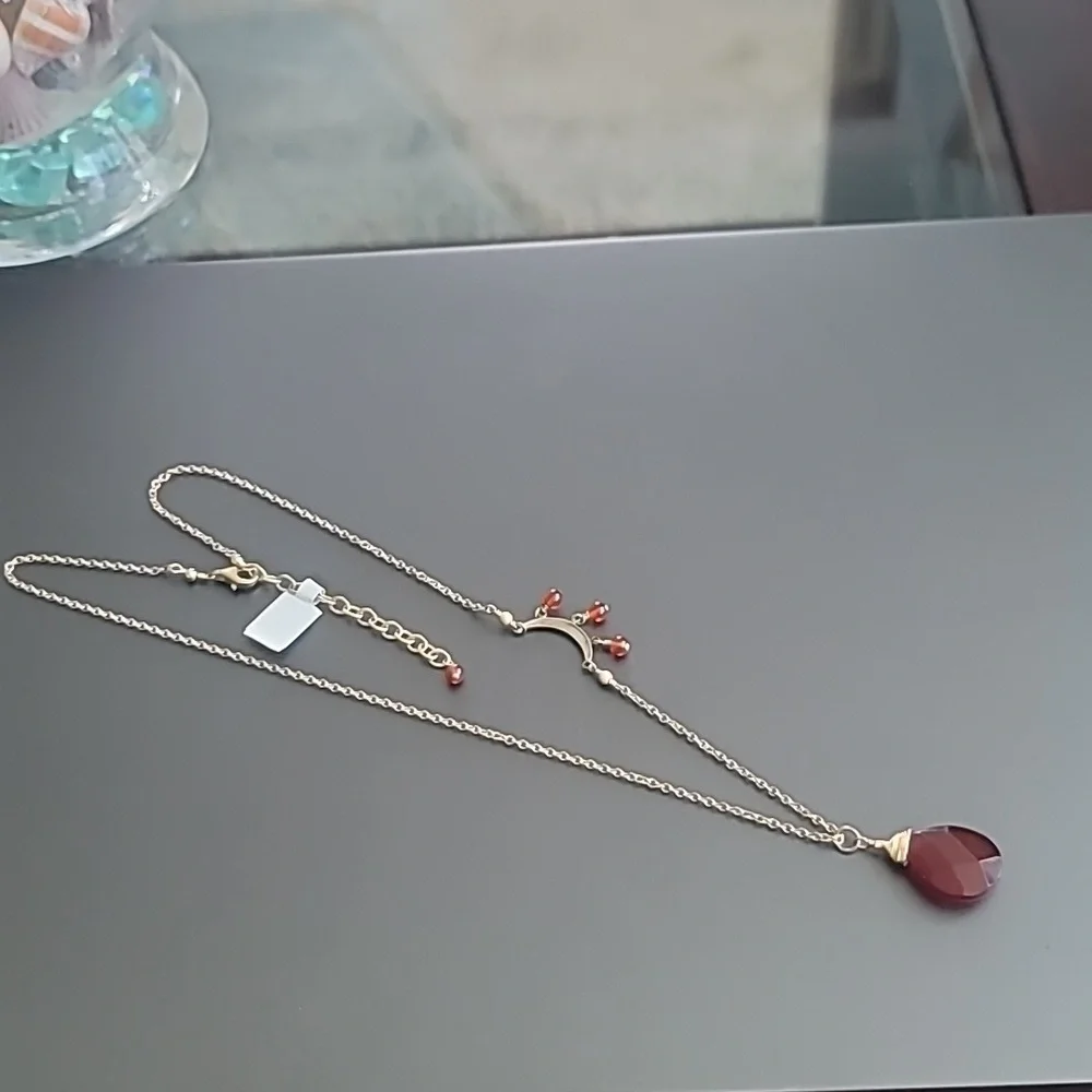 Carnelian Teardrop Pendant Necklace 14kt Gold Filled Half Moon with Dangles - Picture 6 of 8